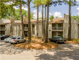 Autumn Wood Apartments